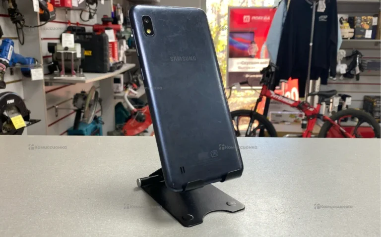 Samsung Galaxy A10 2/32 ГБ