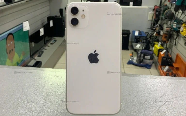 Apple iPhone 11 4/64 ГБ