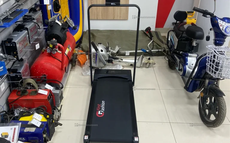 Беговая дорожка First Fashion