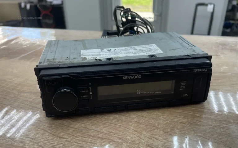 Автомагнитола Kenwood