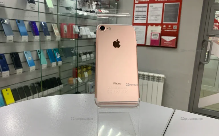 Apple iPhone 7 2/32 ГБ