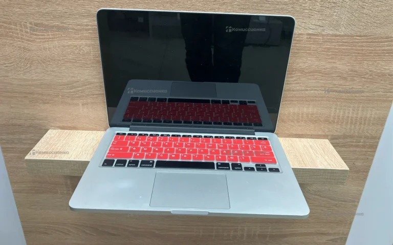 Ноутбук MacBook Pro i5