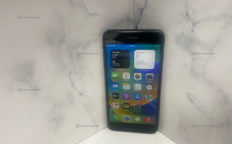 Apple iPhone 8 Plus 3/64 ГБ