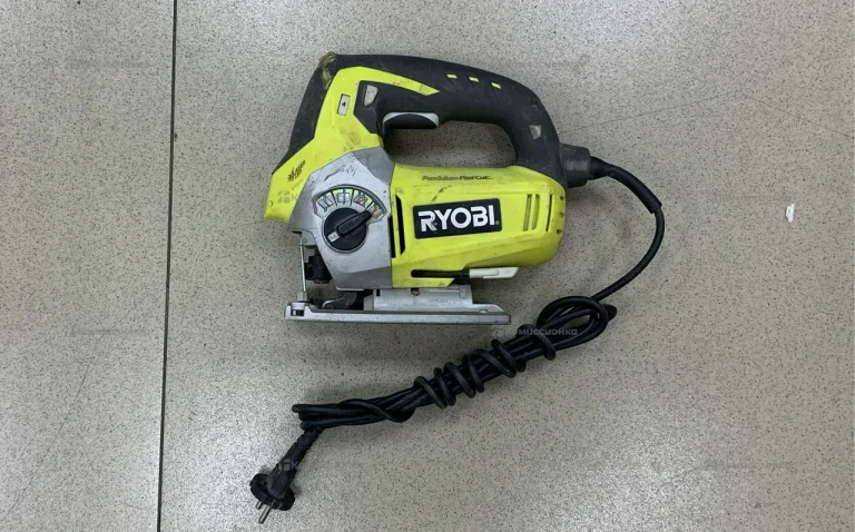Электролобзик Ryobi EJ-700L