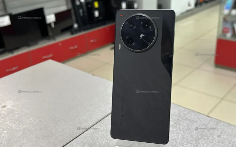 Tecno Camon 30 12/256 ГБ