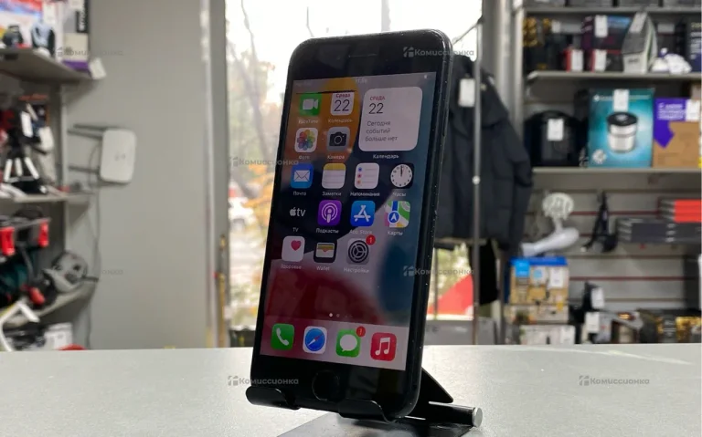 Apple iPhone 7 32 ГБ