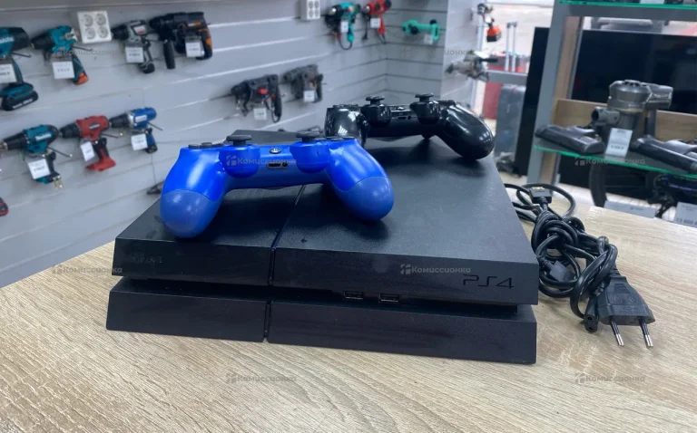 Приставка PS4. slim 500 Gb