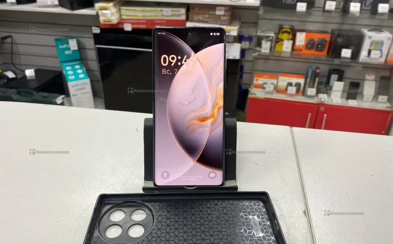 Tecno Camon 30S 8/128 ГБ