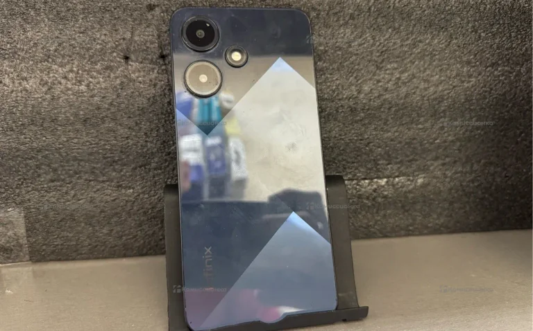 Infinix Hot 30i 4/64 ГБ