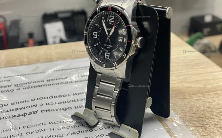 Часы  CASIO
