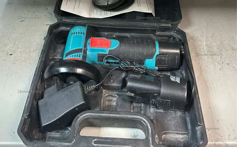 Угловая Шлифмашина DGA 200