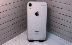Apple iPhone XR 3/128 ГБ