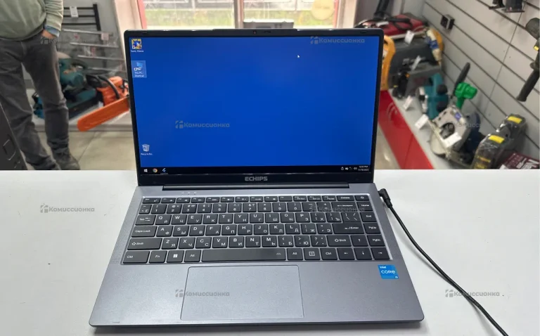 Ноутбук  echips