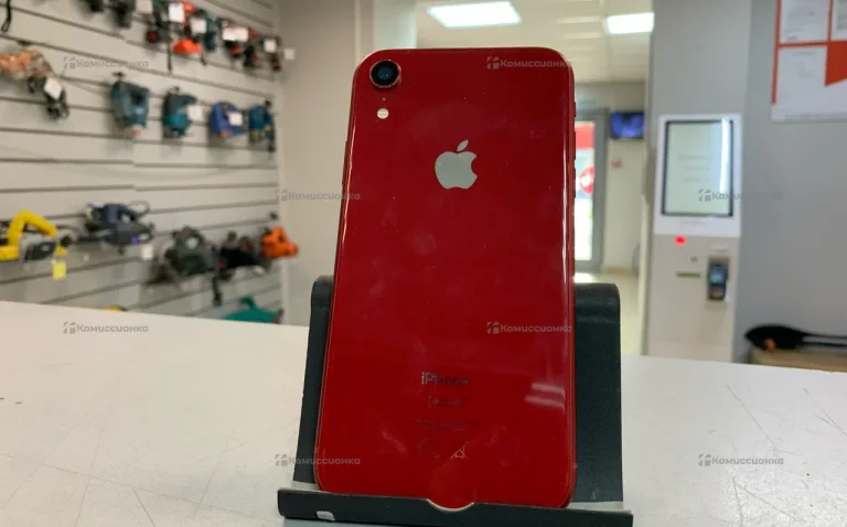 Apple iPhone XR 64ГБ