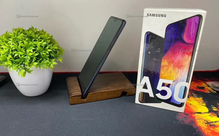 Samsung Galaxy A50 6/64 ГБ