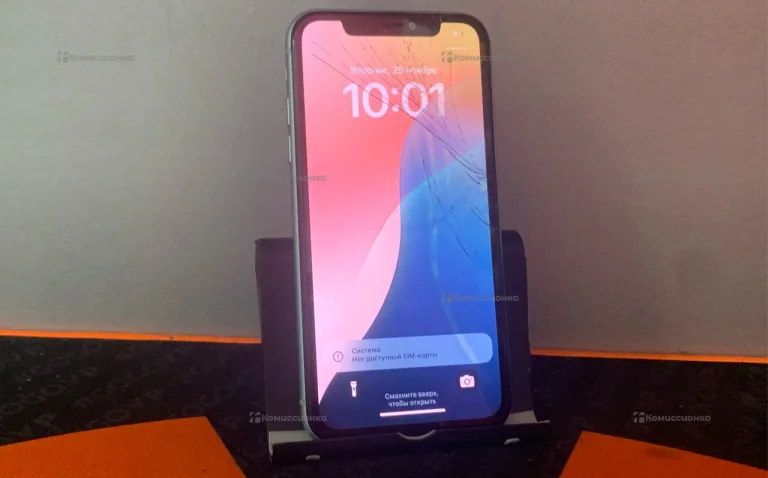 Apple iPhone 11 4/128 ГБ