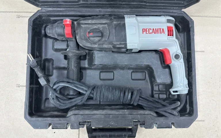 Перфоратор Ресанта П-32-1000К