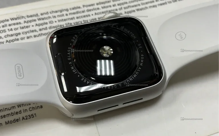 Часы Apple Watch SE 40mm