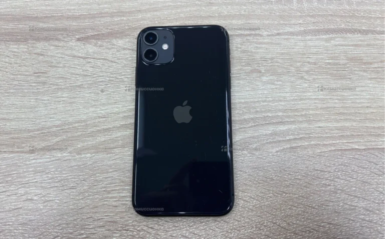 Apple iPhone 11 4/128 ГБ