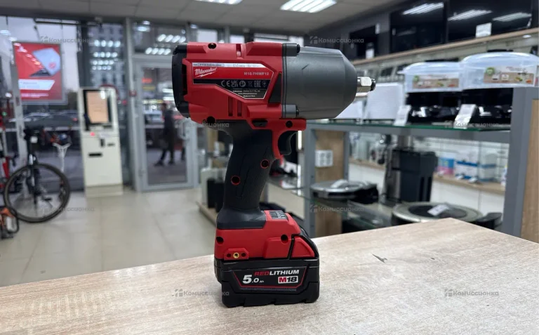 Гайковерт Milwaukee M18 FHIWF12