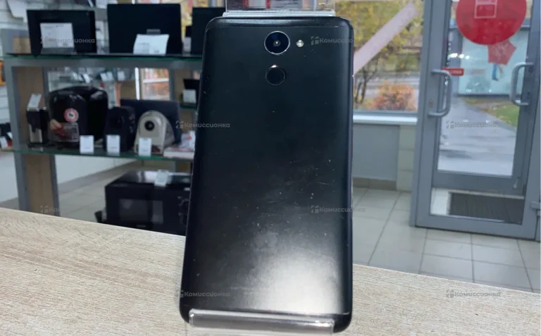 Huawei Y7 Prime (2018) 4/64 ГБ