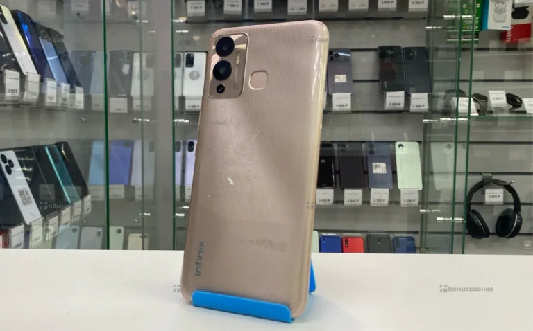 Infinix HOT 12 PLAY NFC 4/64Gb