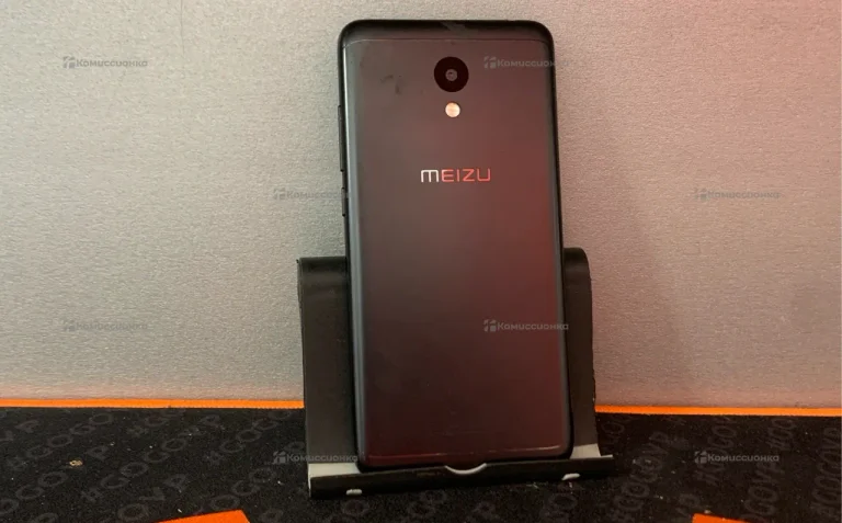 Meizu M6 2/16 ГБ