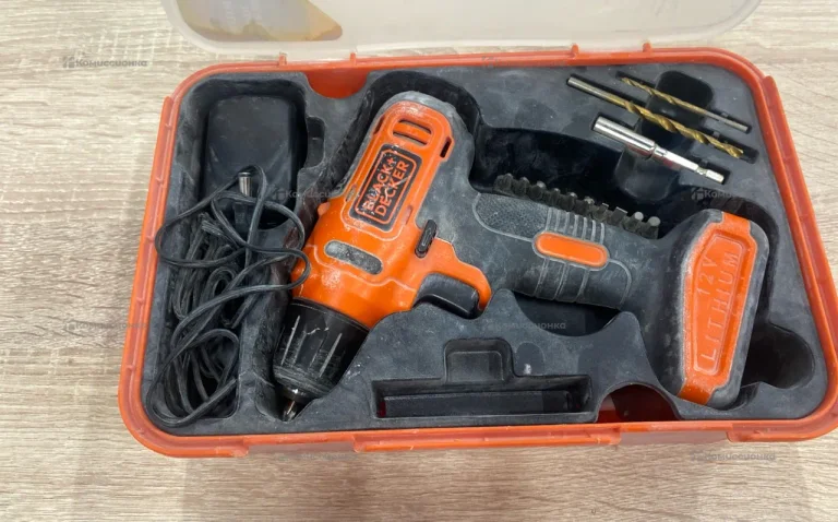 Дрель-шуруповерт BLACK+DECKER LD12SP
