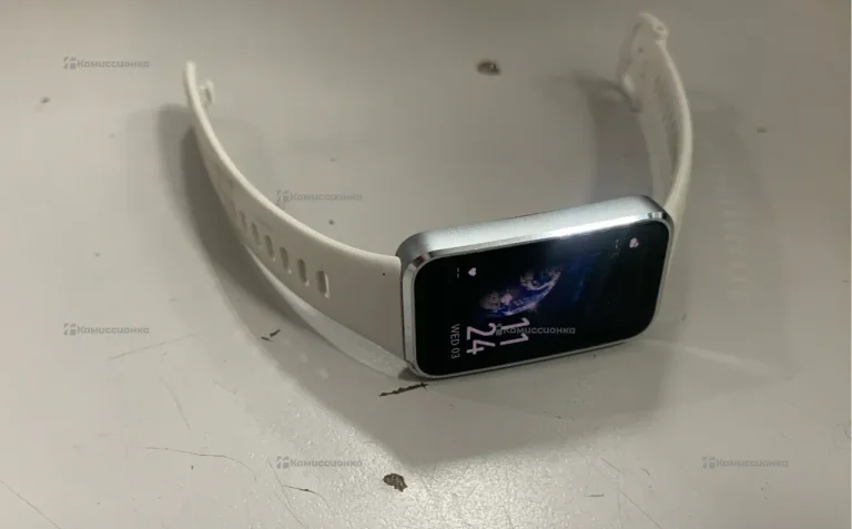 Часы  Huawei band 10