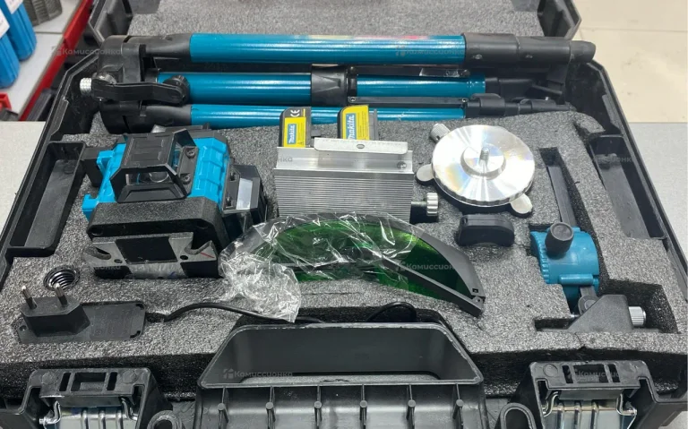 Лазерный уровень Makita реплика 16D