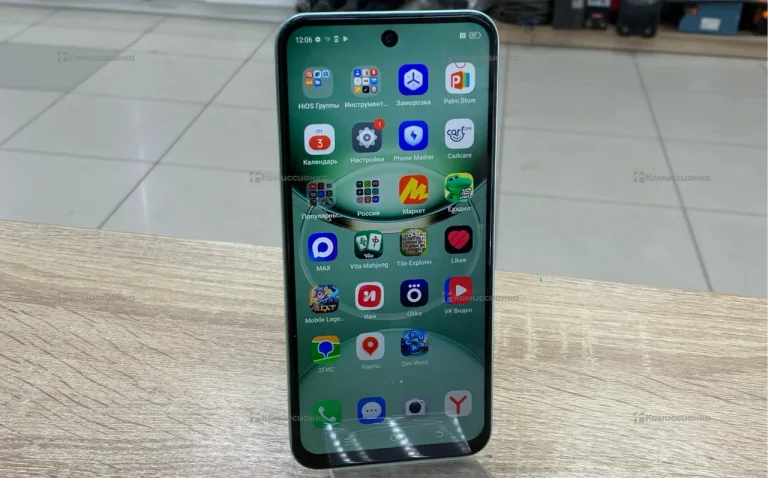 Tecno Spark 30C 6/128 ГБ