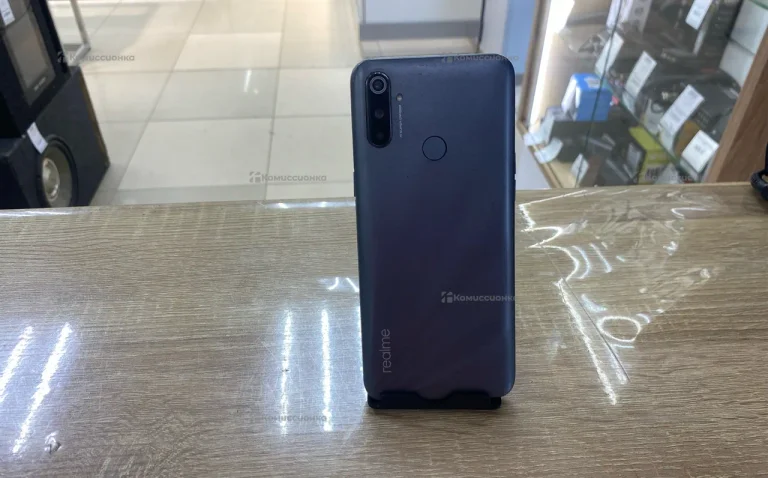 Realme C33 4/64 ГБ