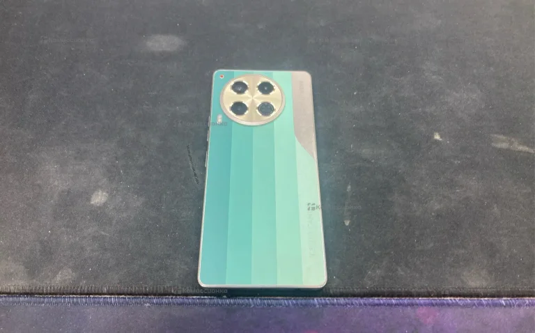 Tecno Camon 30 8/256 ГБ