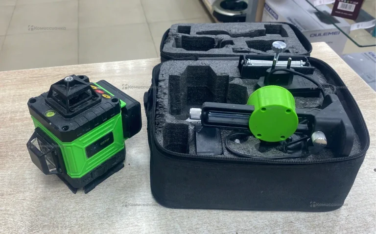 Лазерный уровень izotop 4D