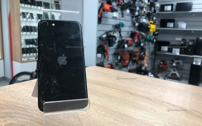 Apple iPhone SE (2022) 64Gb