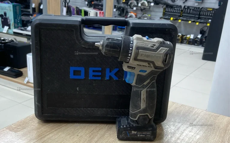 Дрель-шуруповерт Sharker 20V