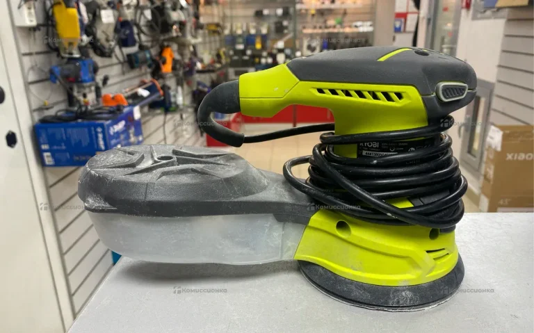 Шлифмашинка Ryobi ROS300