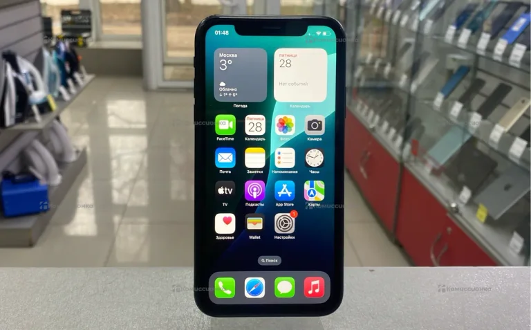 Apple iPhone XR 3/128 ГБ