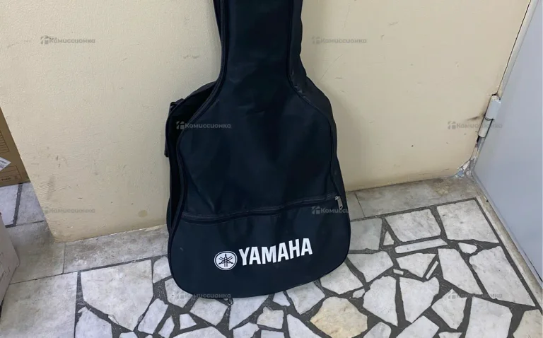 Гитара YAMAHA