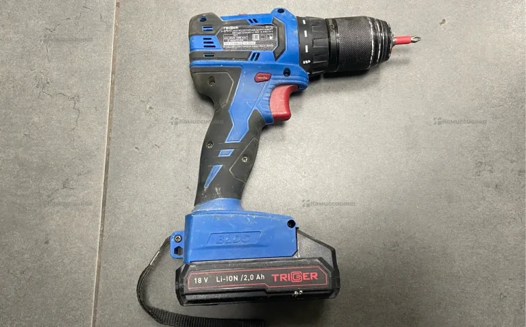 Дрель-шуруповерт trigger 20111