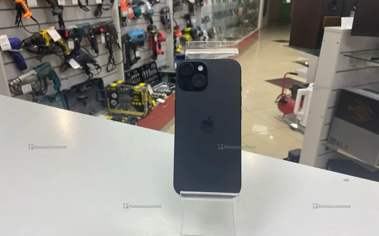 Apple iPhone 15 6/128 ГБ