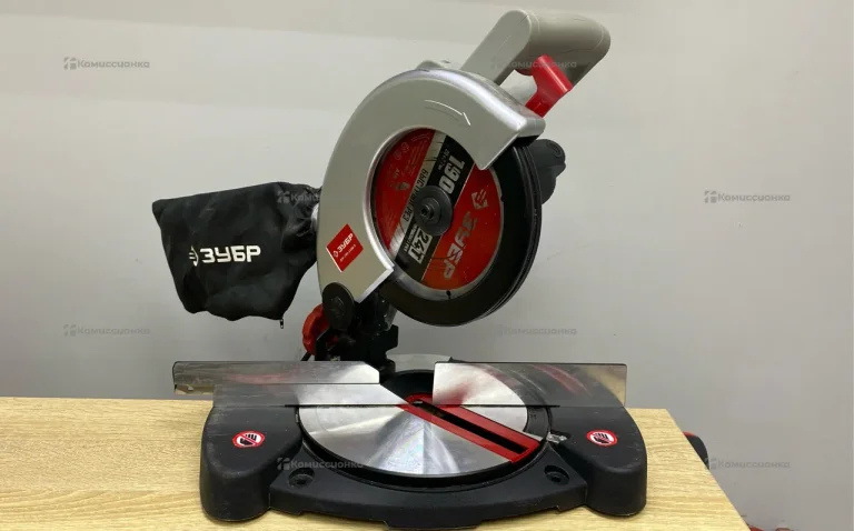 Торцовочная пила Зубр ЗПТ-190-1100 Л