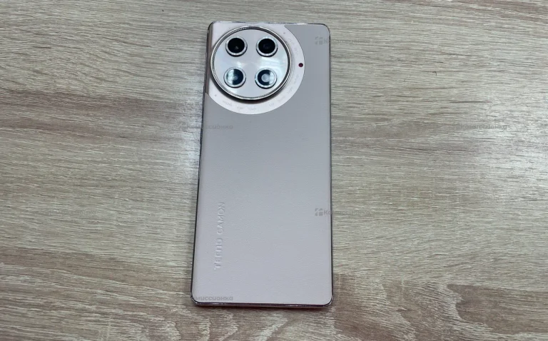 Tecno 30S Pro 8/256 ГБ