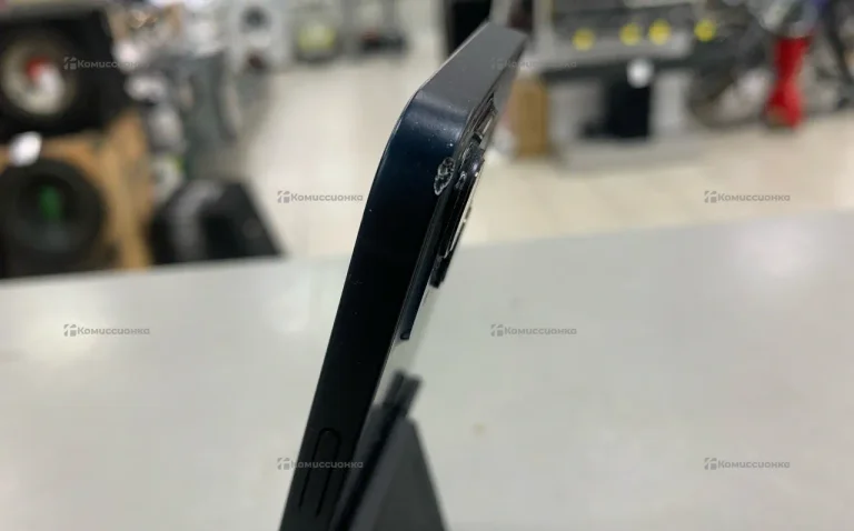 Apple iPhone 13 4/128 ГБ