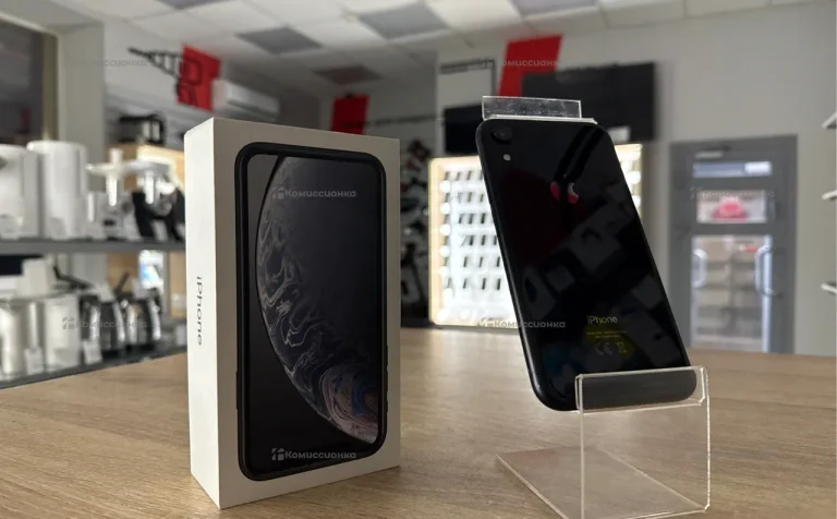 Apple iPhone XR 3/64 ГБ