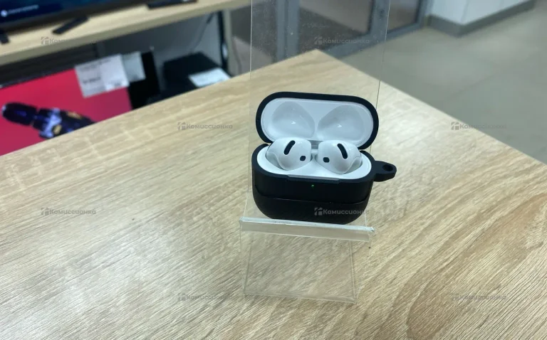 Apple AirPods 4