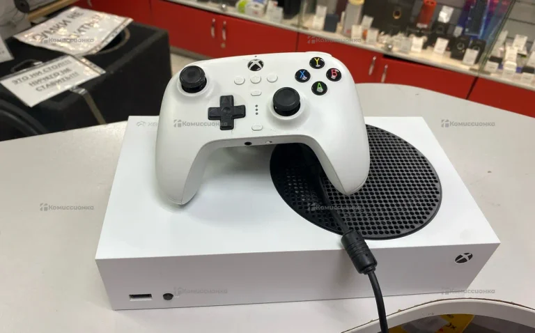 Приставка Xbox Series S 500GB