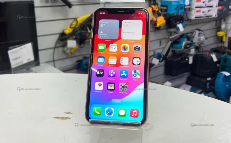 Apple iPhone XR 3/64 ГБ