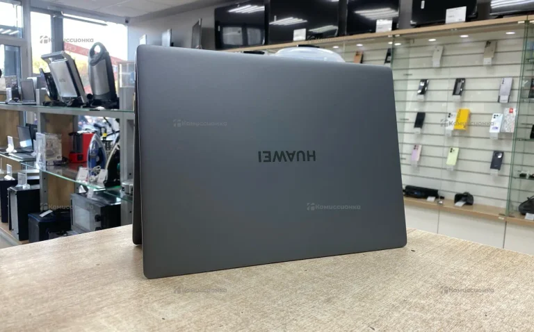 Ноутбук  huawei