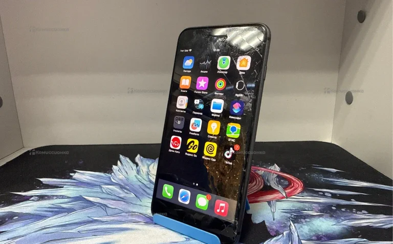Apple iPhone 8 Plus 3/64 ГБ